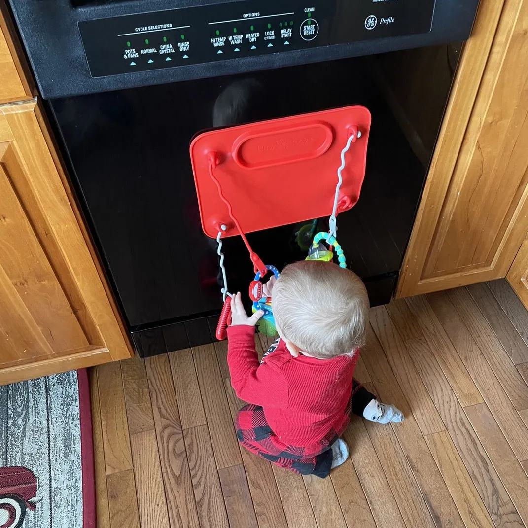 A Busy Baby Bottle Bungee