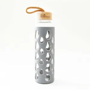 The Better Home Borosilicate Glass Water Bottle with Sleeve (550ml) | Non Slip Silicon Sleeve & Bamboo Lid | Water Bottles for Fridge | Grey (Pack of 100)